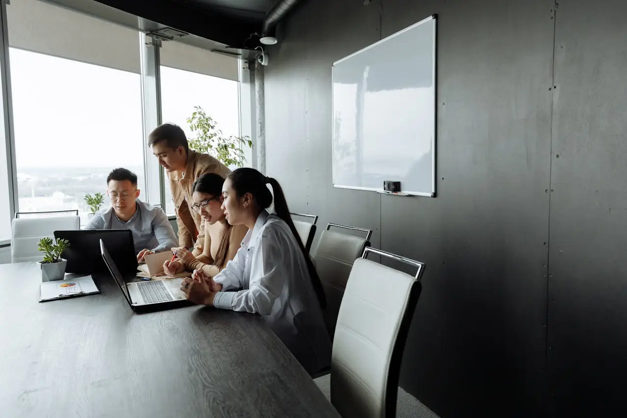 Pelatihan Karyawan Digital Skill: Tim Cakap AI & Kompetitif