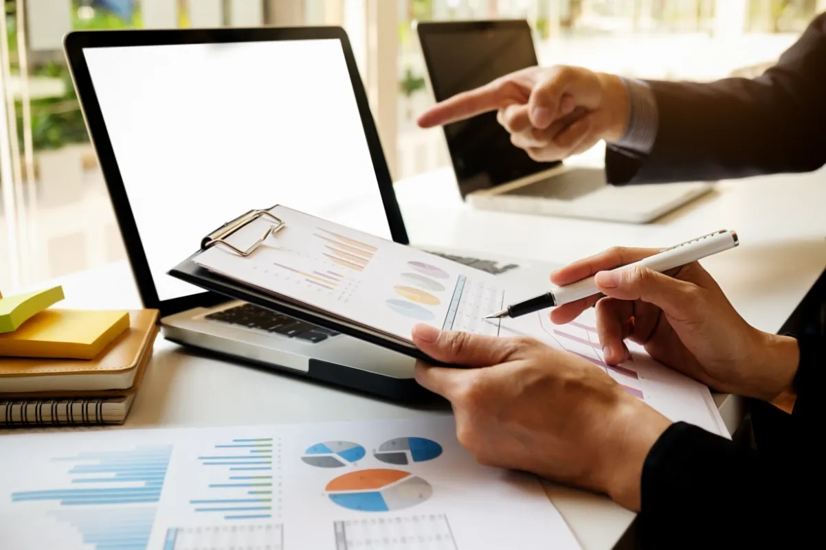 Contoh Perbedaan Kegiatan Auditing dan Akuntansi