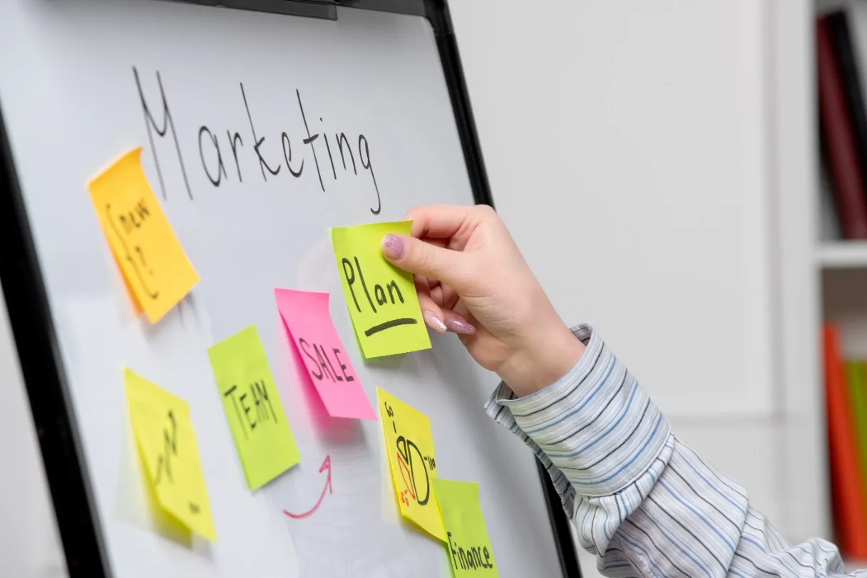 Apa Itu Digital Marketer