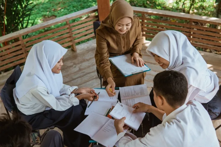 Syarat Utama Menjadi Guru BK